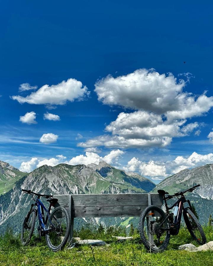 Haus St. Martin Hotel Klosterle am Arlberg Eksteriør billede