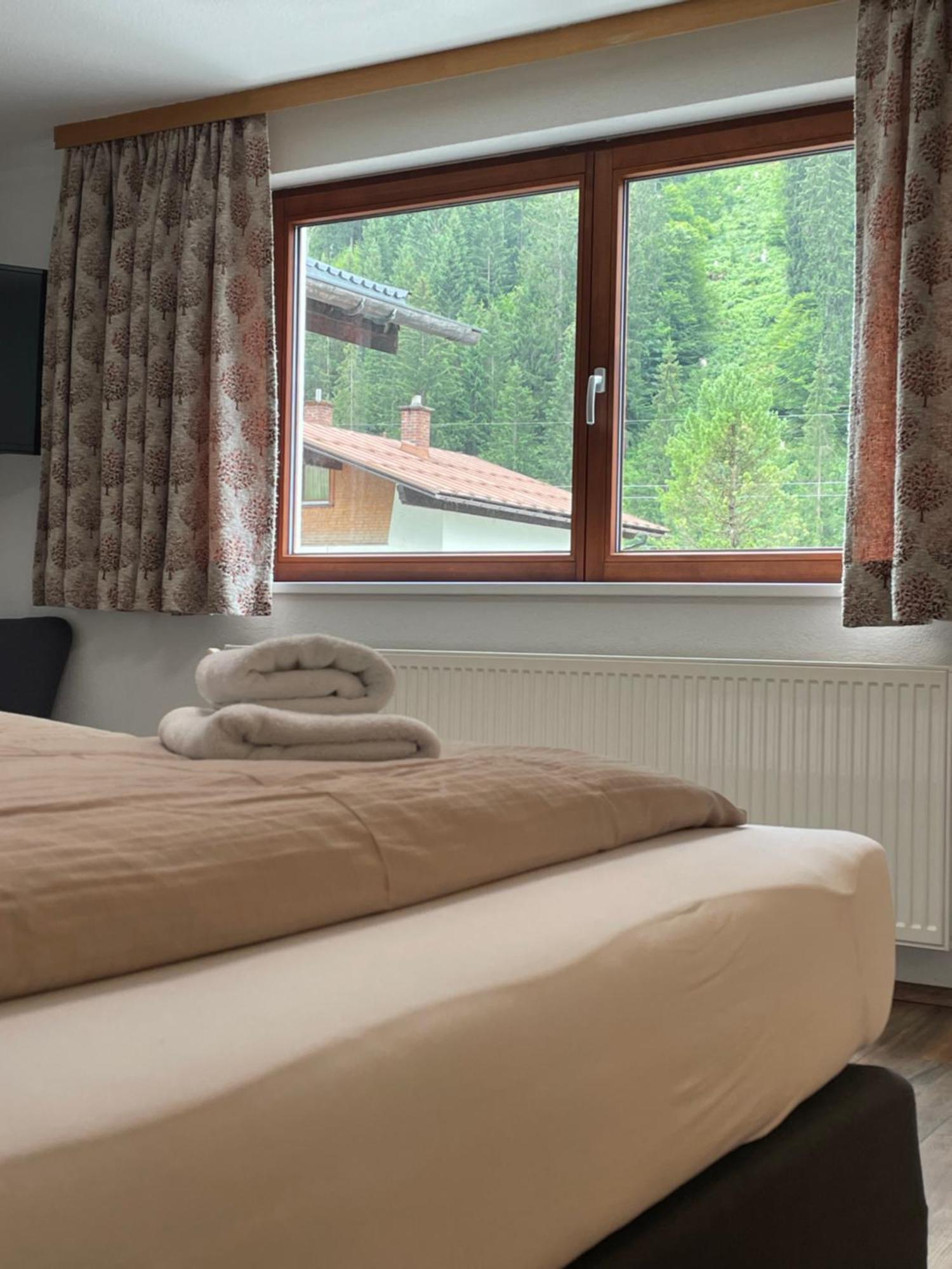 Haus St. Martin Hotel Klosterle am Arlberg Eksteriør billede